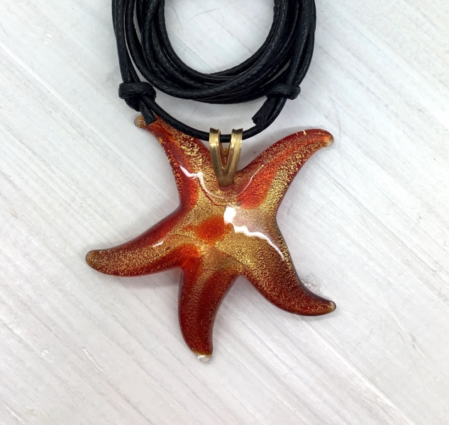 Ciondolo stella marina grande rossa e oro