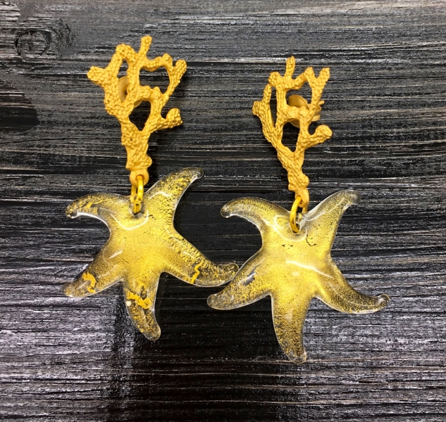 Orecchini pendenti stella marina cristallo e oro