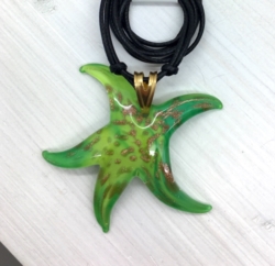 Ciondolo stella marina grande verde con avventurina []