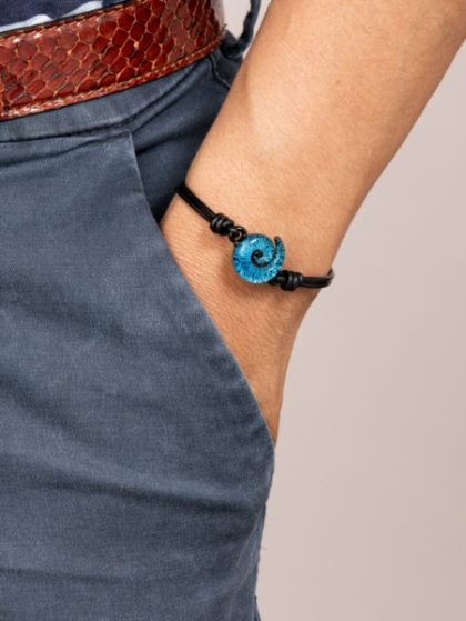 Bracciale spirale in vetro blu mare